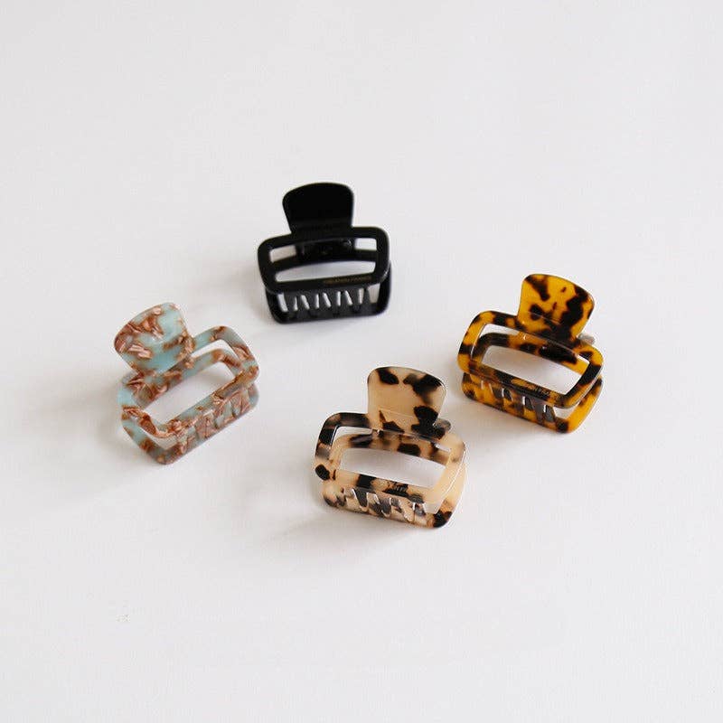 Minimalist Acetate Square Medium Hair Clip DP25B962